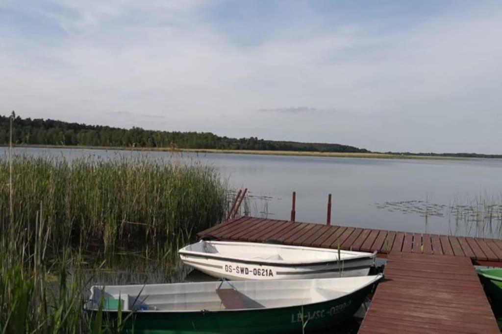 Basiowka Nad Jeziorem Boszkowo Exteriör bild